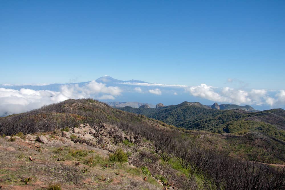 Blick auf die Nachbarinsel Teneriffa