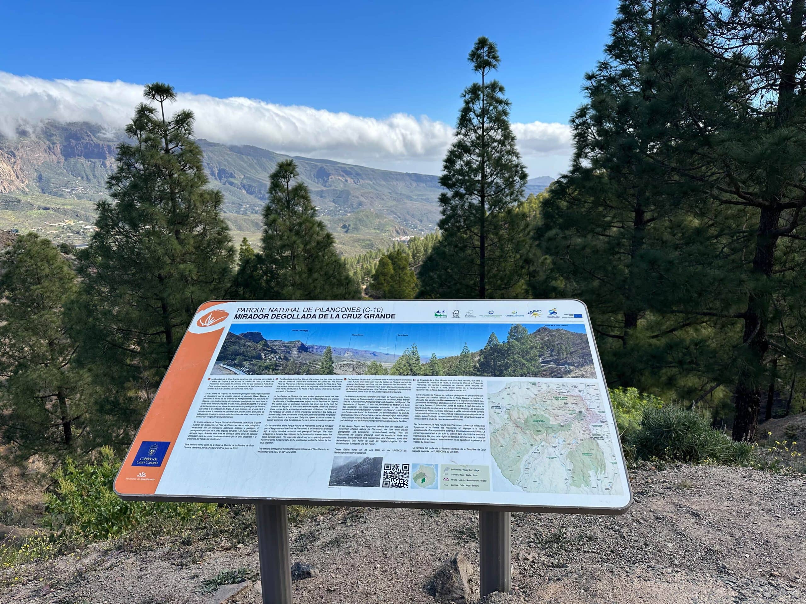 Blick und Infotafel Cruz Grande