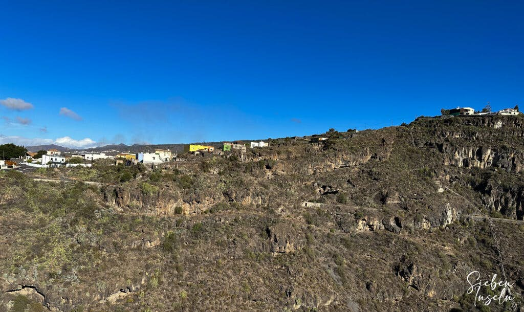 View from Montaña Tejina over to Acojeja