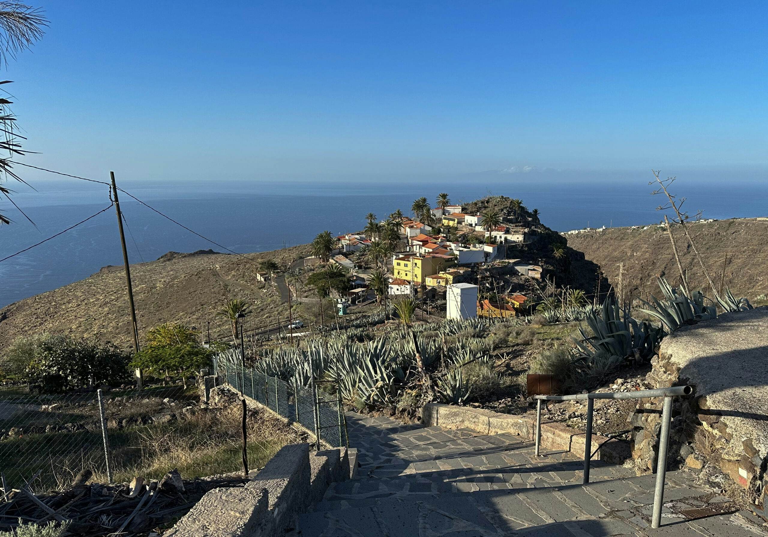 GR-132 hiking trail near Alajeró