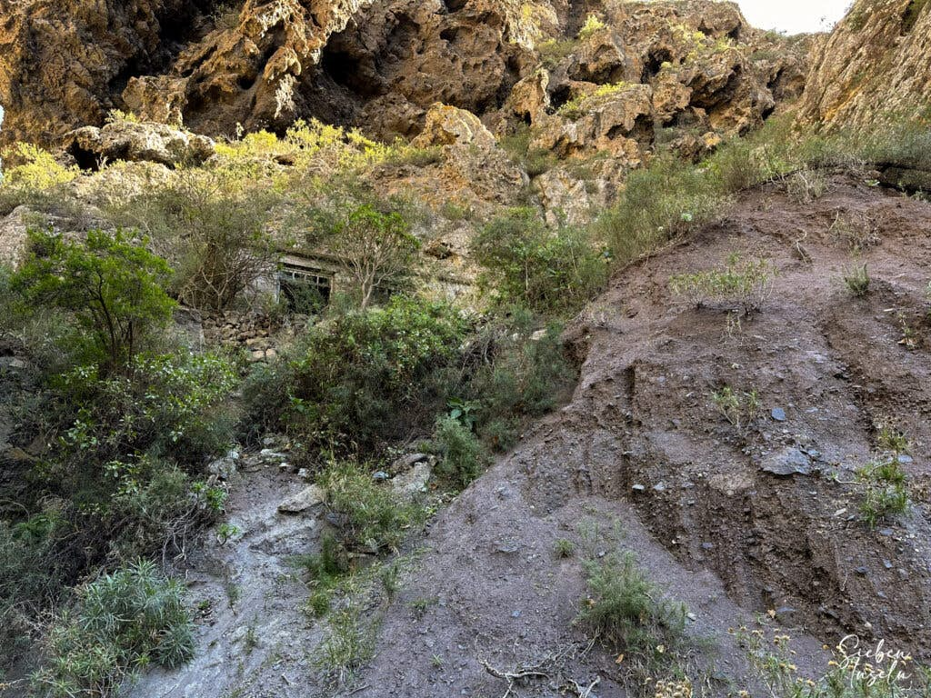 Barranco Guaria mit Galeria Fuente de Guía