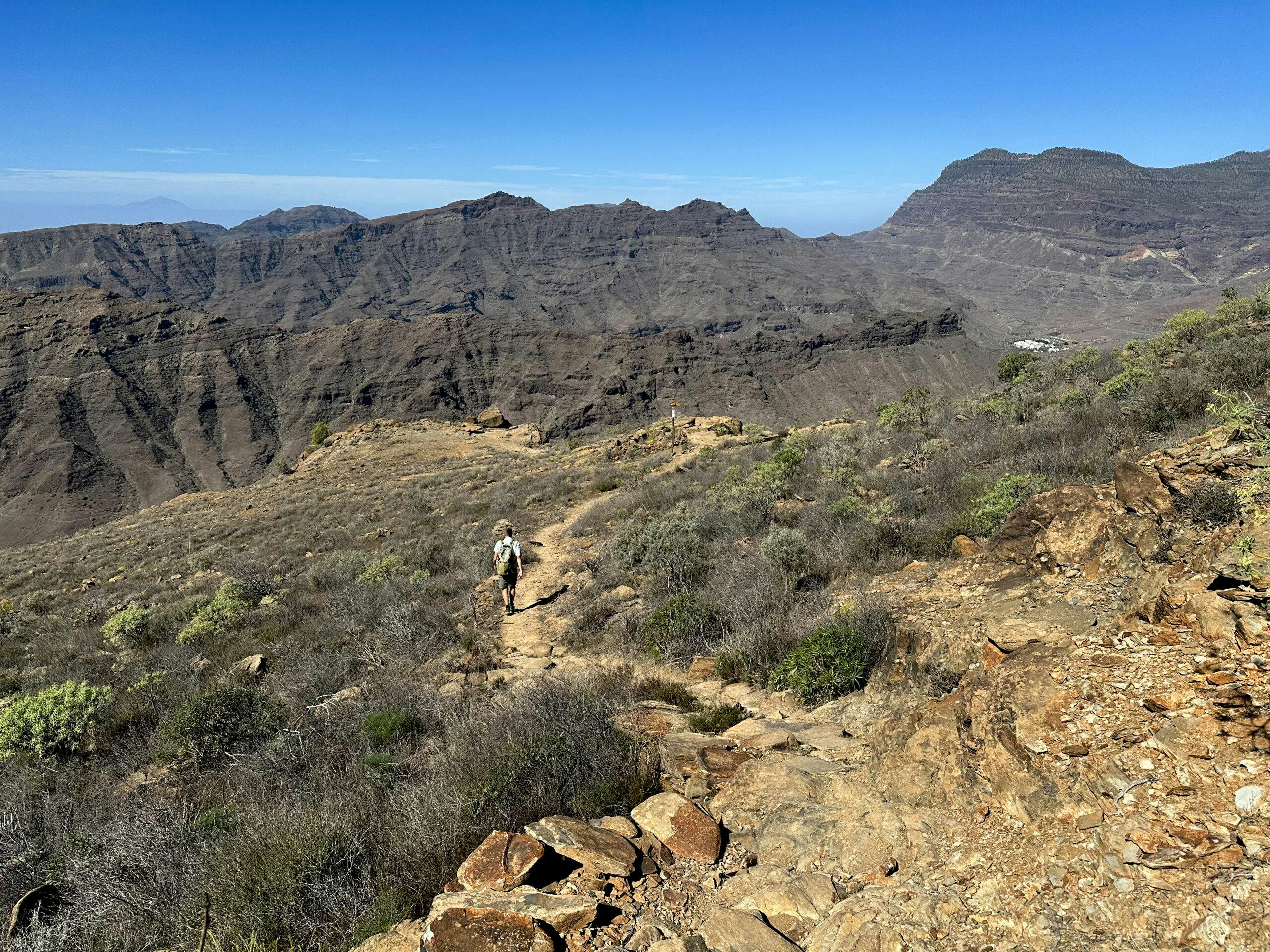 Hiking trail high above Mogán on the Tauro ridge path