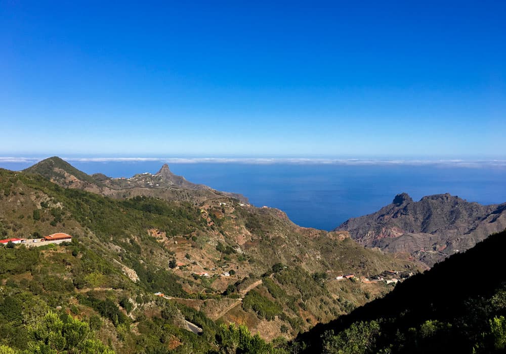 Round tour Anaga on the mountain ranges around Chinamada