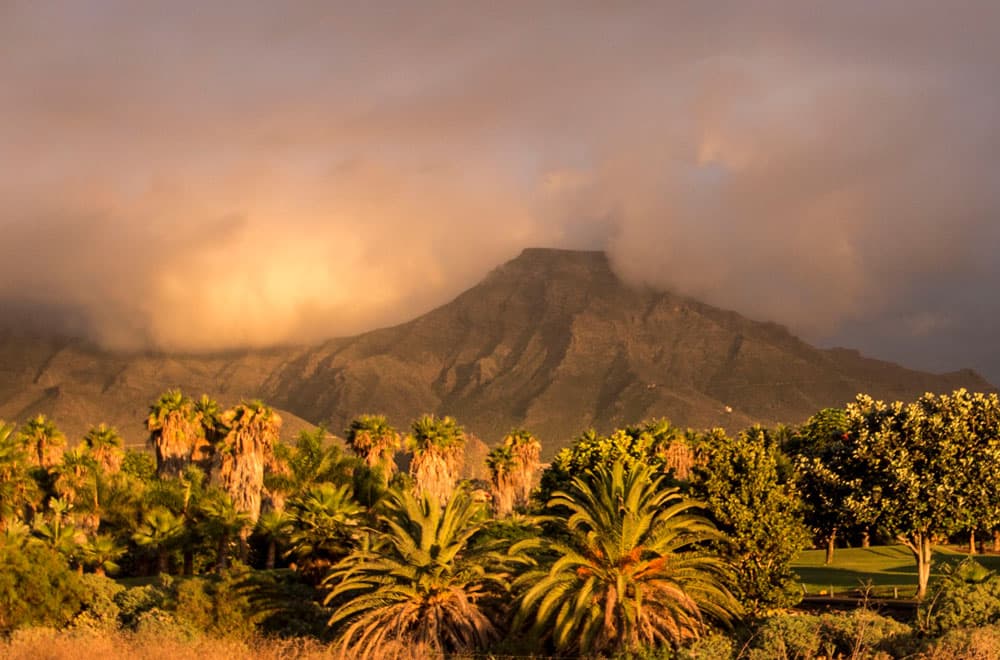 Hike to the remarkable Roque del Conde