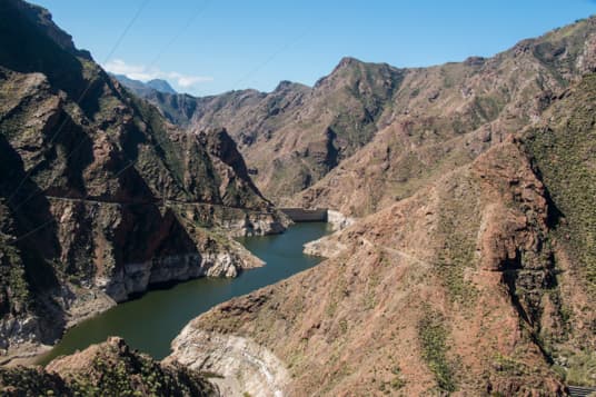 Gran Canaria - reservoir lake