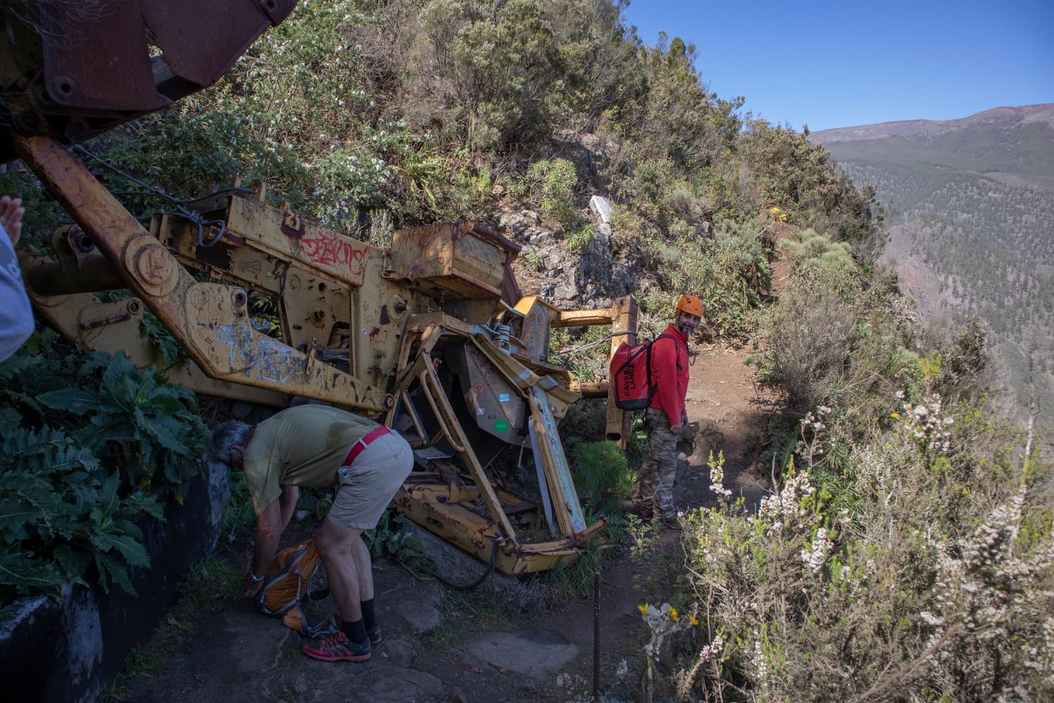 crashed digger - entry into the first tunnel
