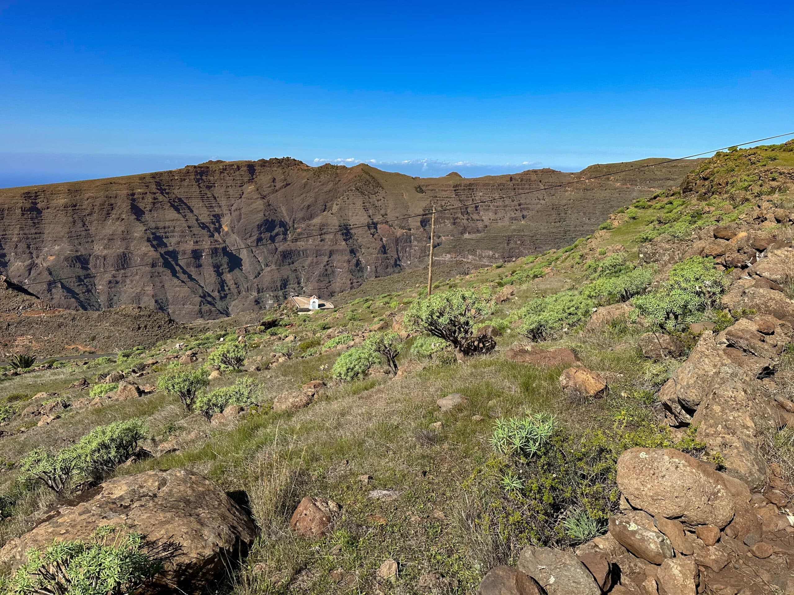 View from the hiking trail to the Ermita de Nuestra Señora de Guadalupe and the Valle Gran Rey