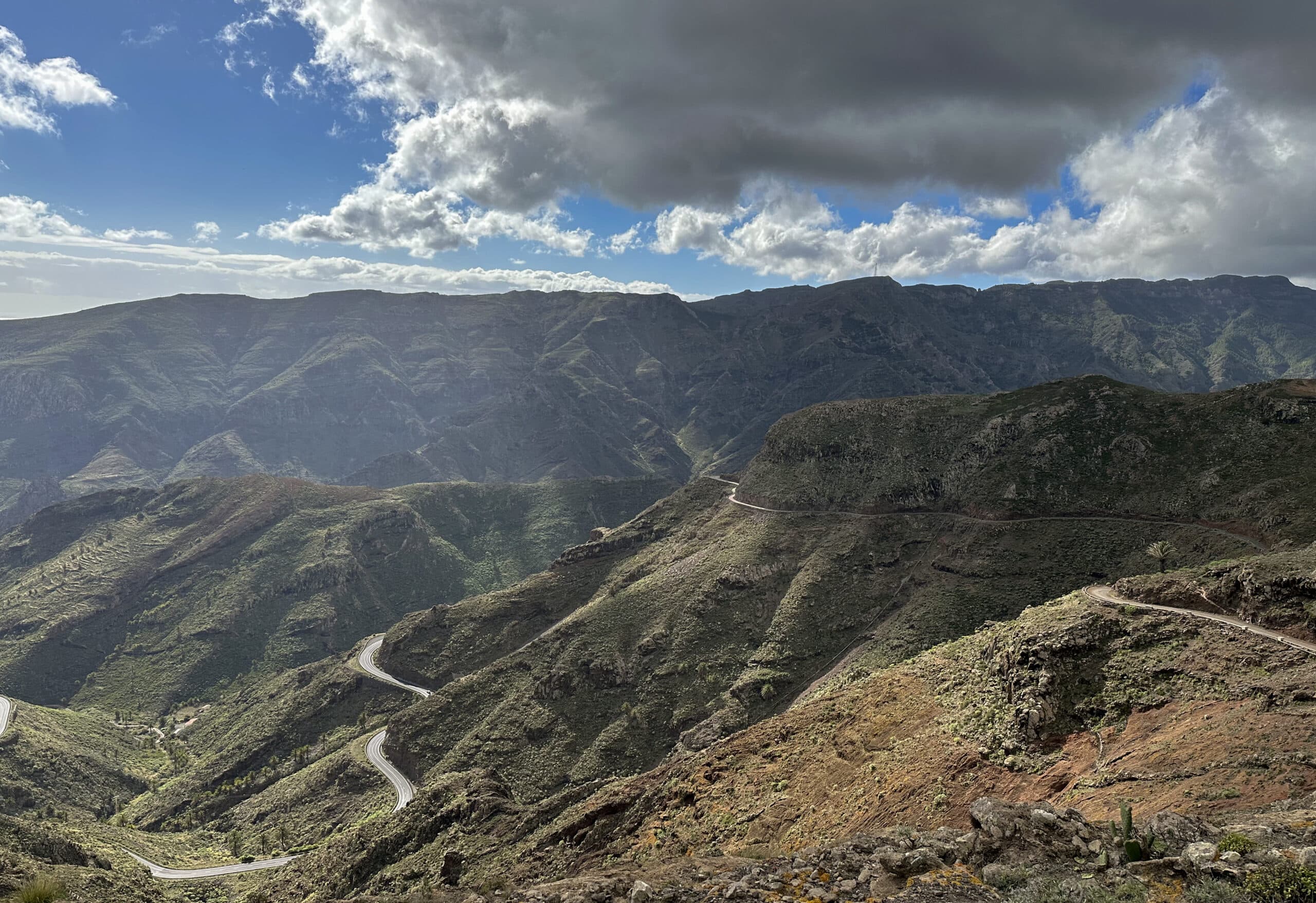 Blick vom Gratweg auf die GM-1