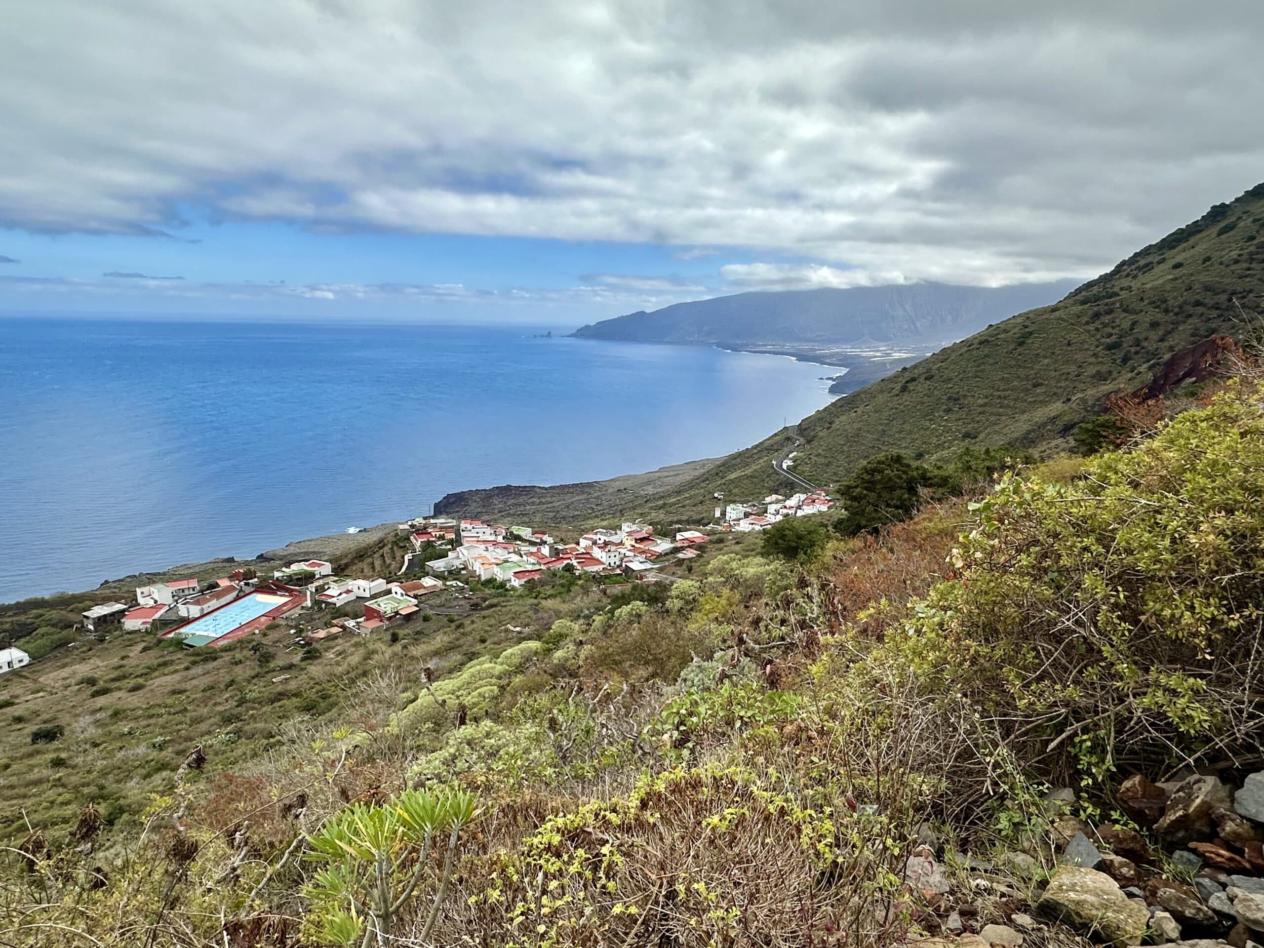 Blick vom Wanderweg auf La Sabinosa