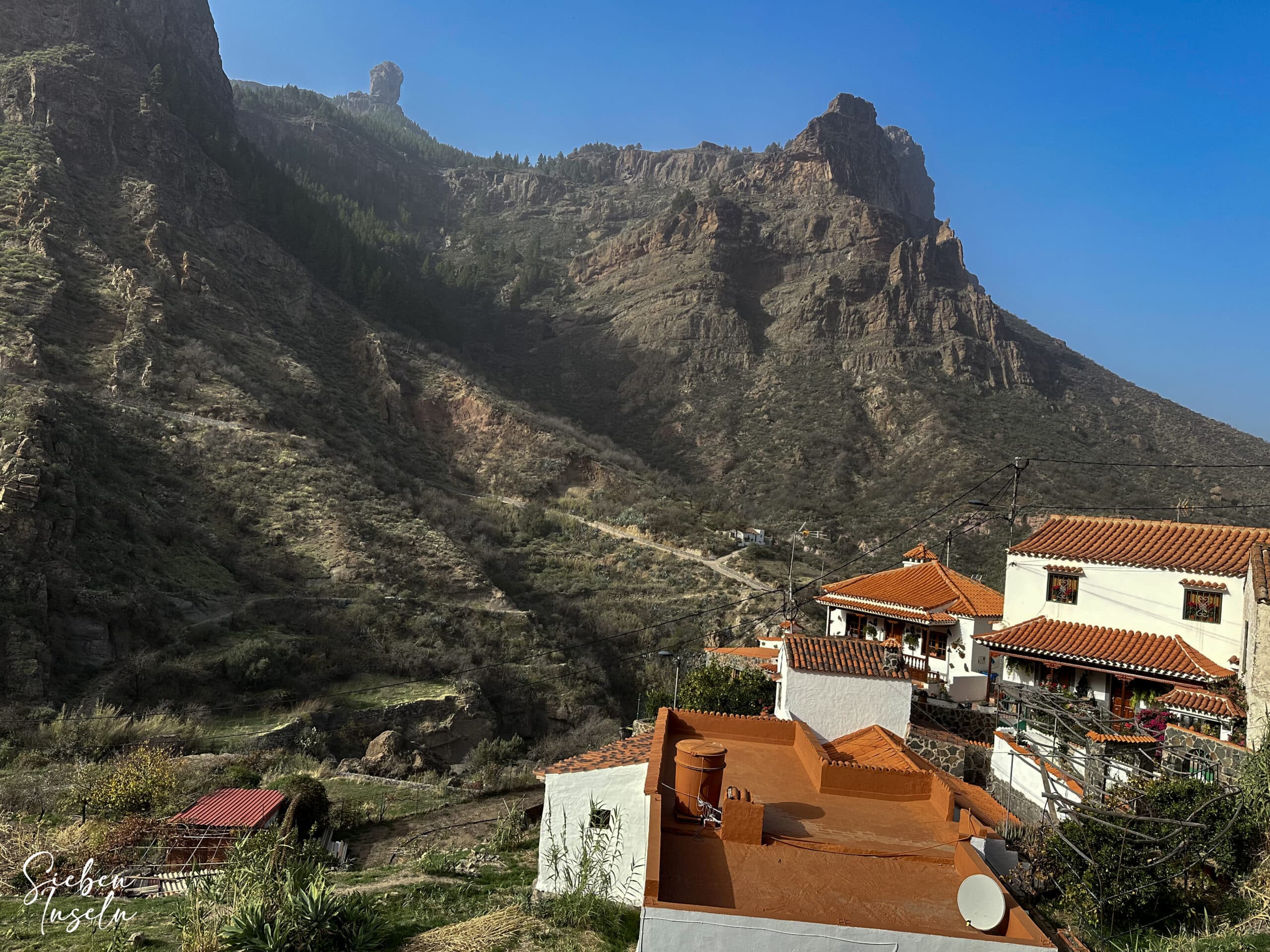 Caminata alrededor del pequeño pueblo canario de La Culata