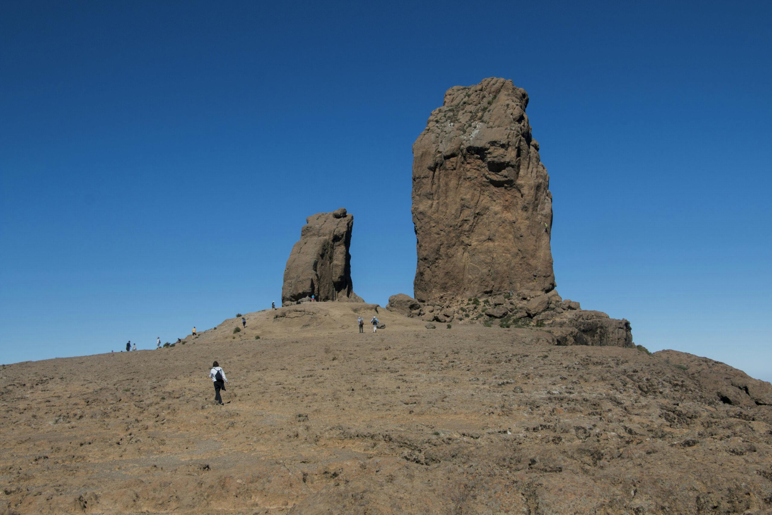 Pequeña Caminata Circular alrededor del Roque Nublo