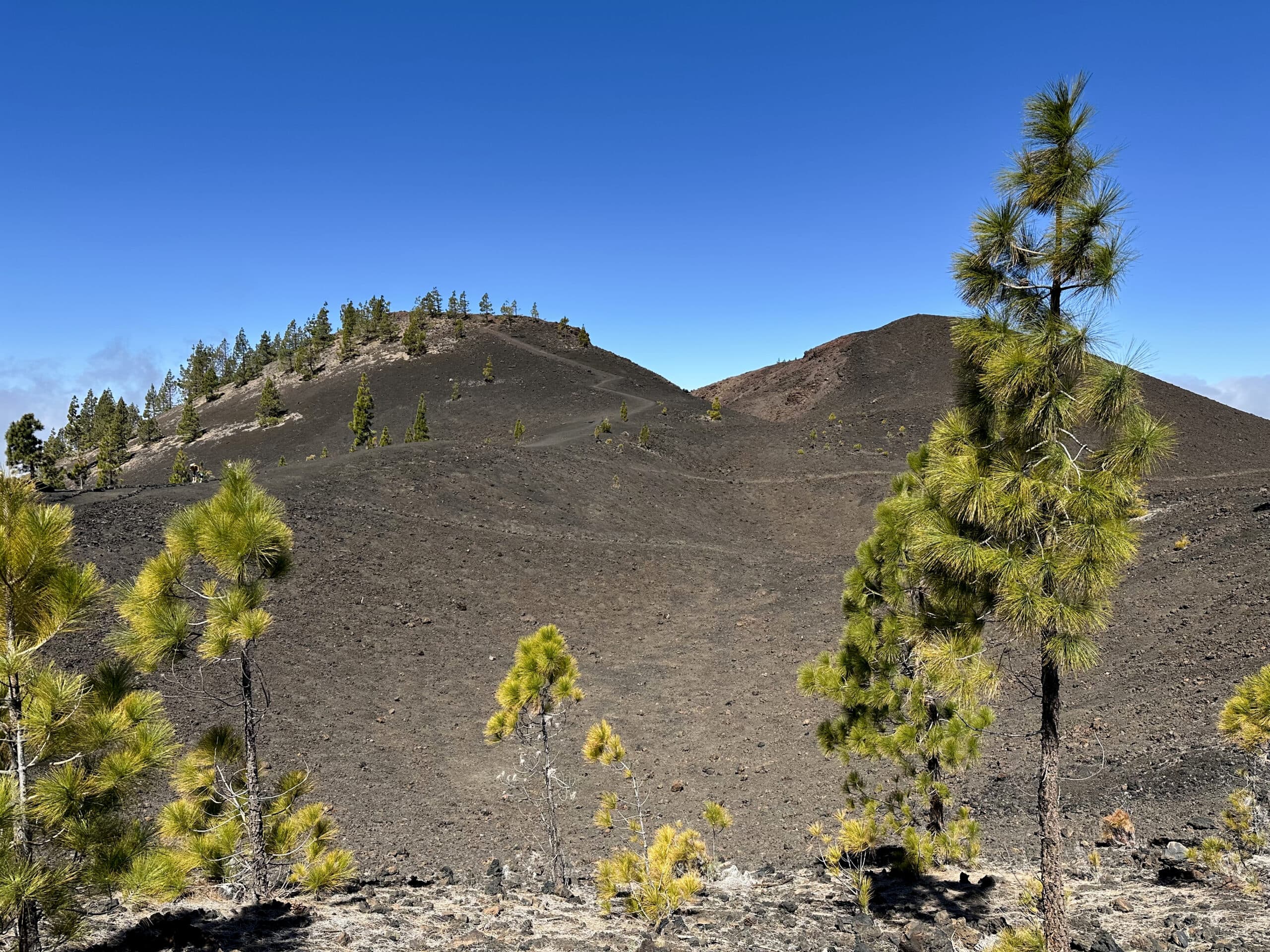 Vulkanroute - Blick auf den Vulkan Montaña Samara