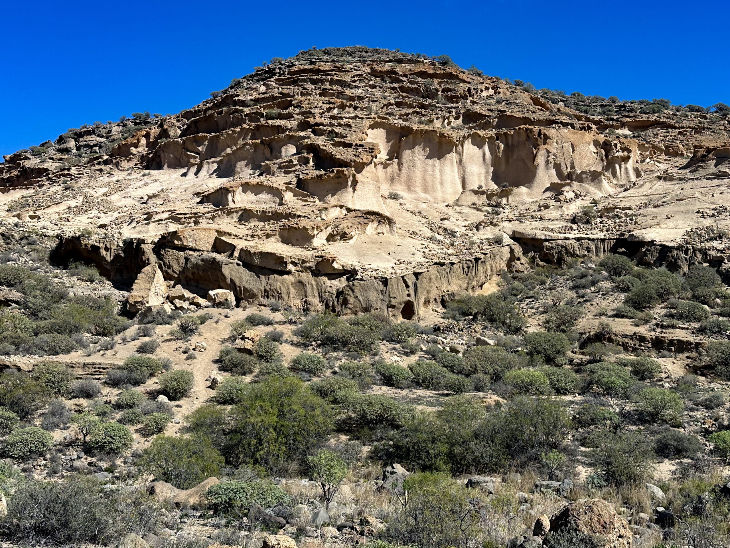 Barranco de las Monjas - Sandsteinhänge auf dem Rückweg der Wanderung