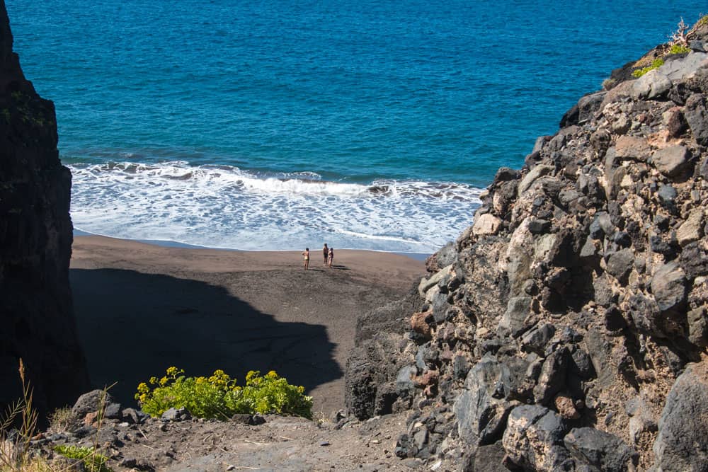 Strand von Güi Güi mit Menschen