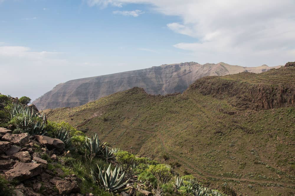 Wanderweg über dem Barranco von Argaga