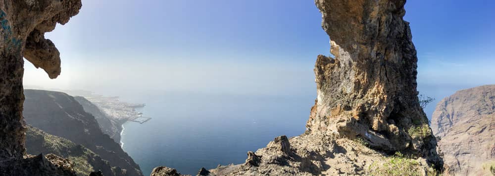 Vista panorámica desde la puerta de la roca El Bujero