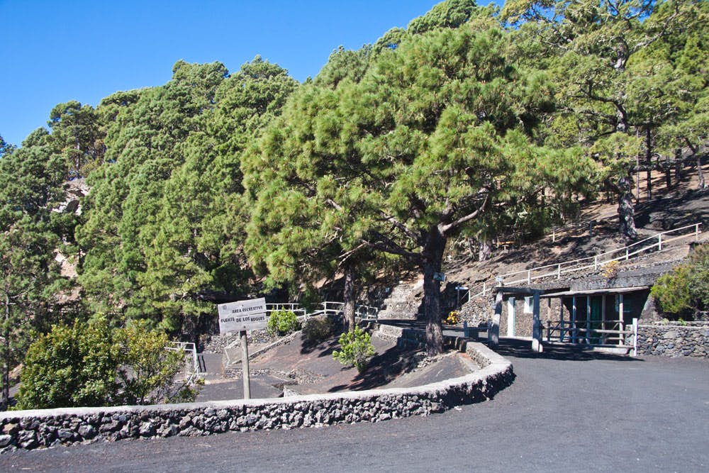 Ruta de los Volcanes - Rastplatz Fuente de los Roques