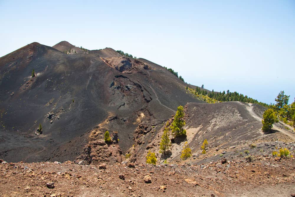 Ruta de los Volcanes - Camino sobre el Volcán