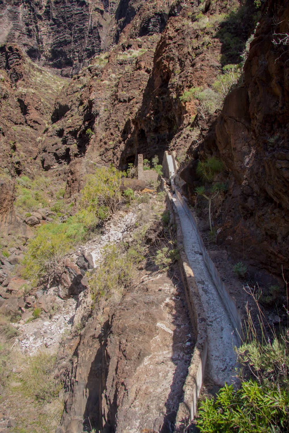 Barranco Natero - alter Wasserkanal, der Zum Tunnel &quot;Canal de Masca&quot; führt