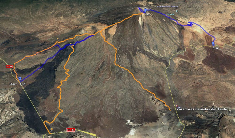 Verschiedene Tracks führen zum Alten Teide (Pico Viejo) links im Bild. Blau die beschriebene Route - orange die Alternativen.