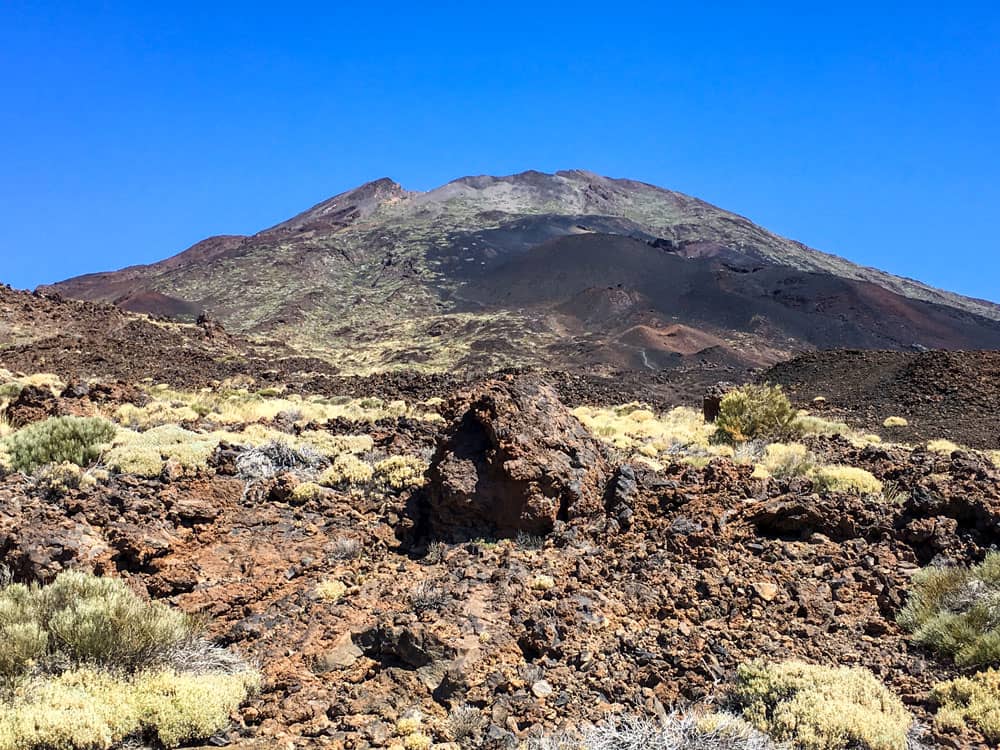 Pico Viejo vom unteren Wanderweg aus gesehen