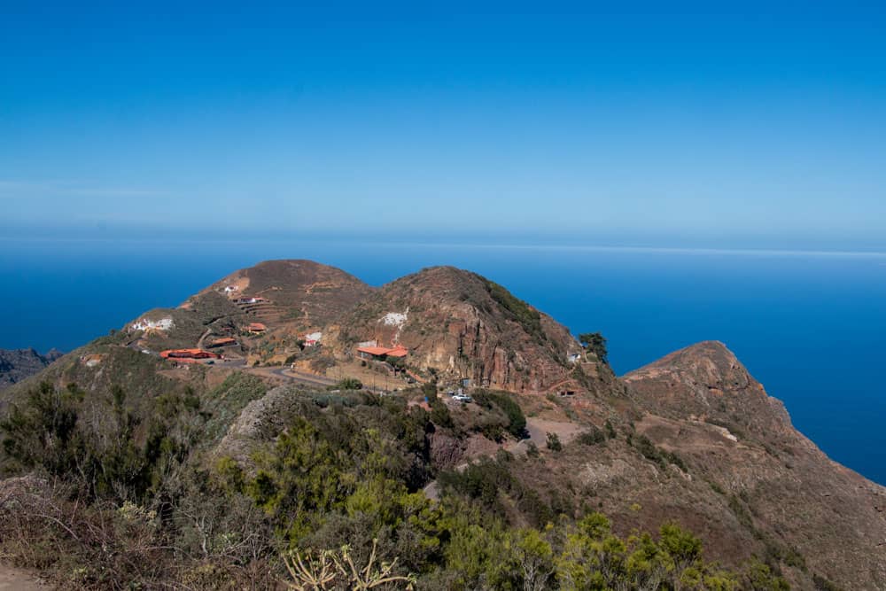 Vista desde las alturas del pueblo de montaña de Chinamada