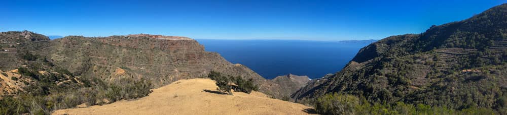 Panoramablick aus der Höhe bei Cañada Grande auf La Gomera