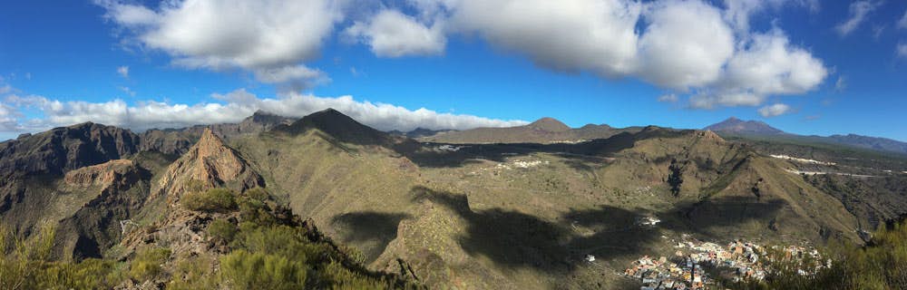 Paisaje de Teno y Teide en Tenerife