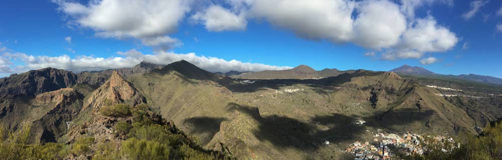 Paisaje de Teno y Teide en Tenerife