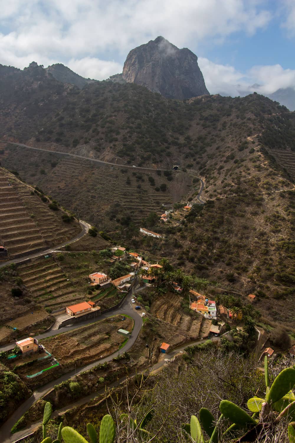 Blick auf die Terrassenfelder und den Roque El Cano