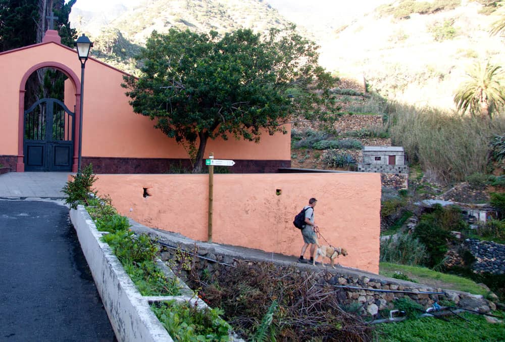 Wanderweg bei Vallehermoso gut ausgeschildert