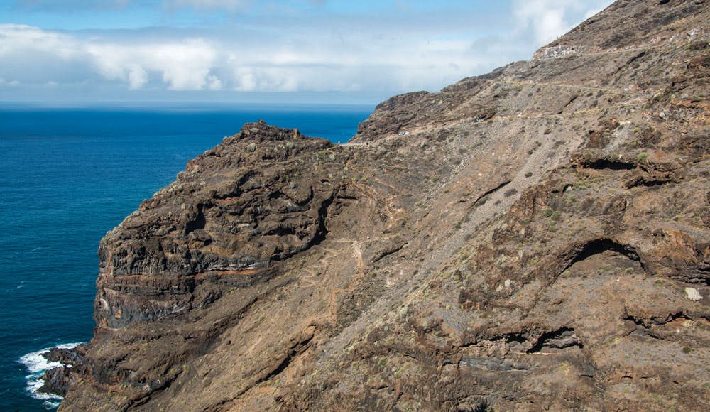 Steilküste mit Aufstiegsweg - Piratenbucht La Palma