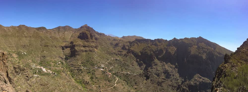 Panorama - Blick über Masca und den Barranco von Masca