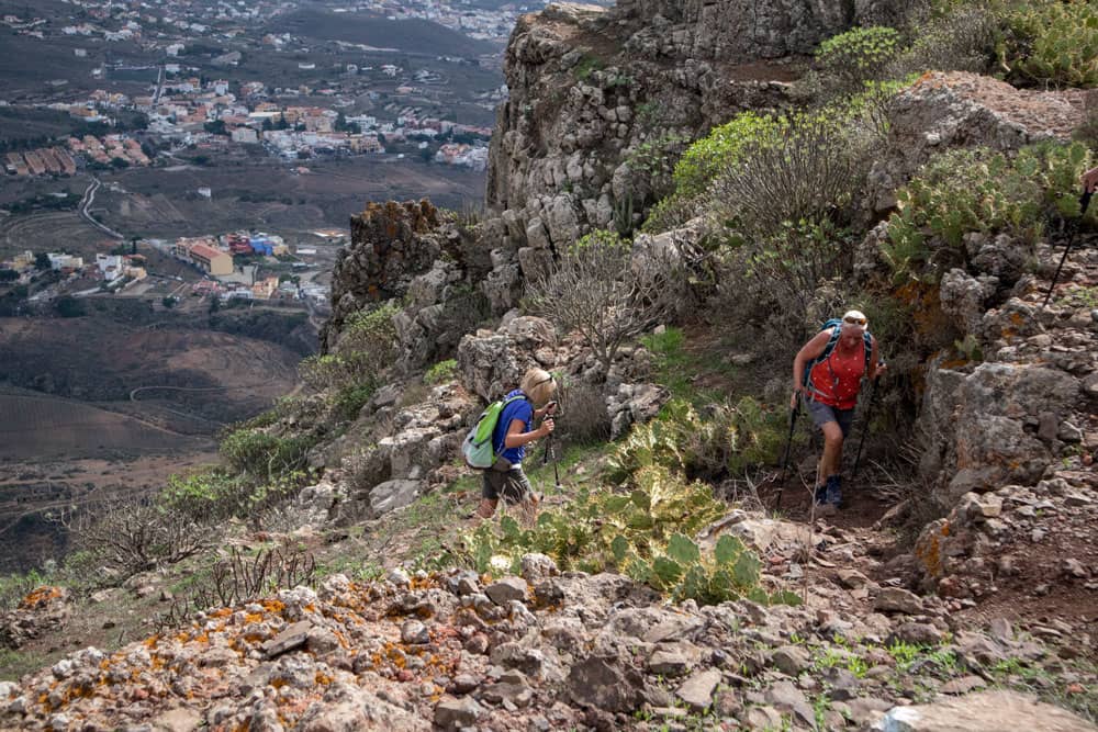 Sendero de la cumbre de ascenso - Salida