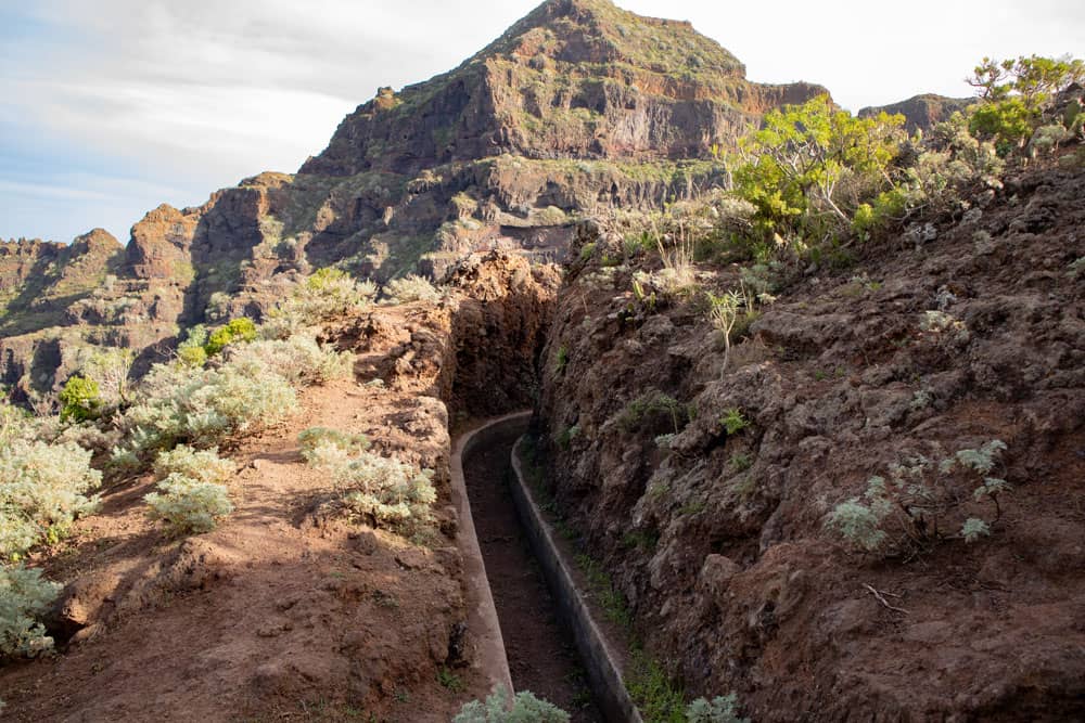 Beginn Kanalweg über dem Barranco Seco