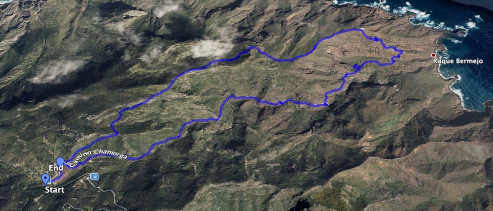 Track de la caminata circular por el Barranco de Chamorga hacia el Roque Bermejo y vuelta por el Faro de Anaga.