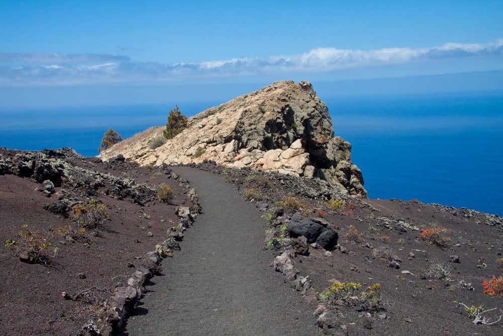 path with rows of stones for the Roque Teneguía