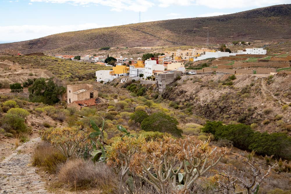 Ruta de senderismo justo antes de Aldea Blanca