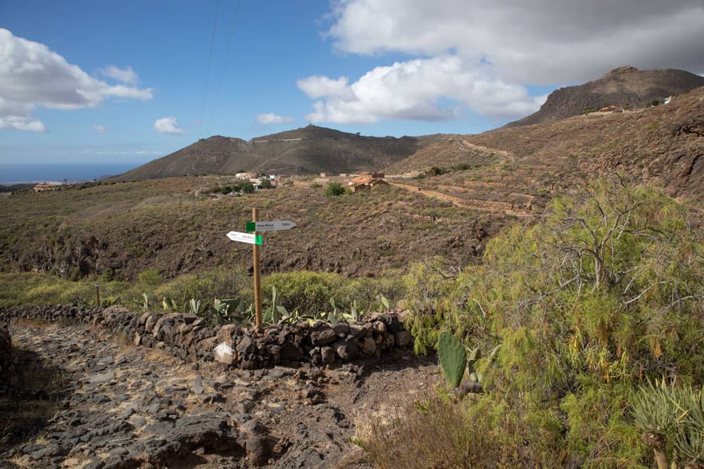 Bifurcación de la ruta de senderismo - a la izquierda el camino de vuelta