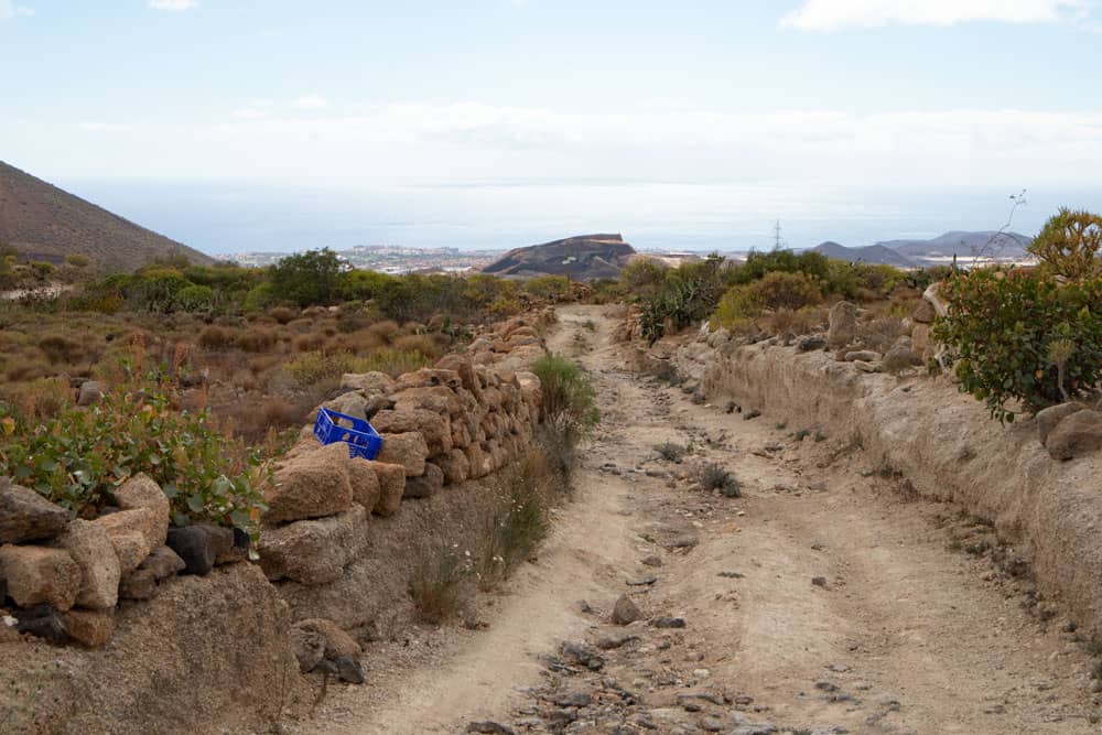 Ruta de senderismo hacia Aldea Blanca