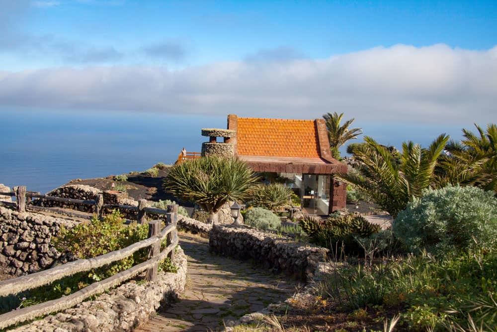 jardines alrededor del Mirador La Peña