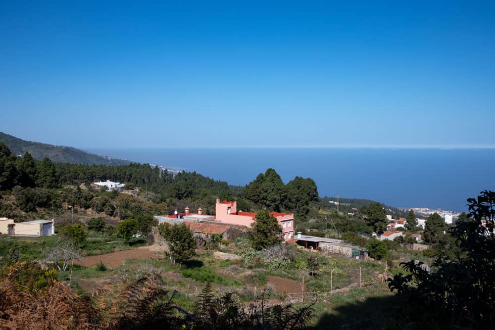 view to the coast and Icod de los Vinos