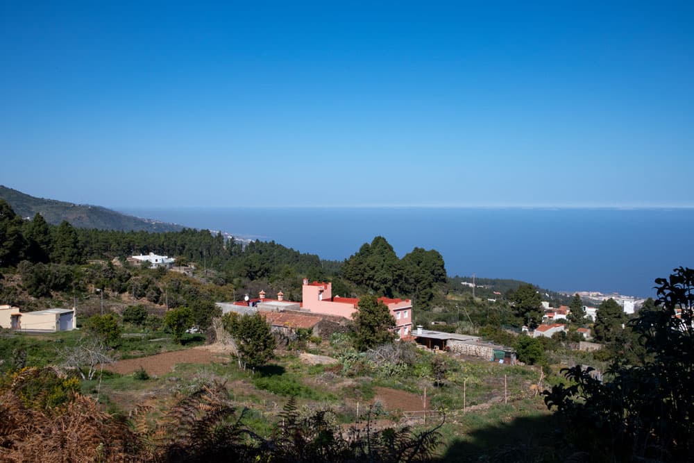 view to the coast and Icod de los Vinos