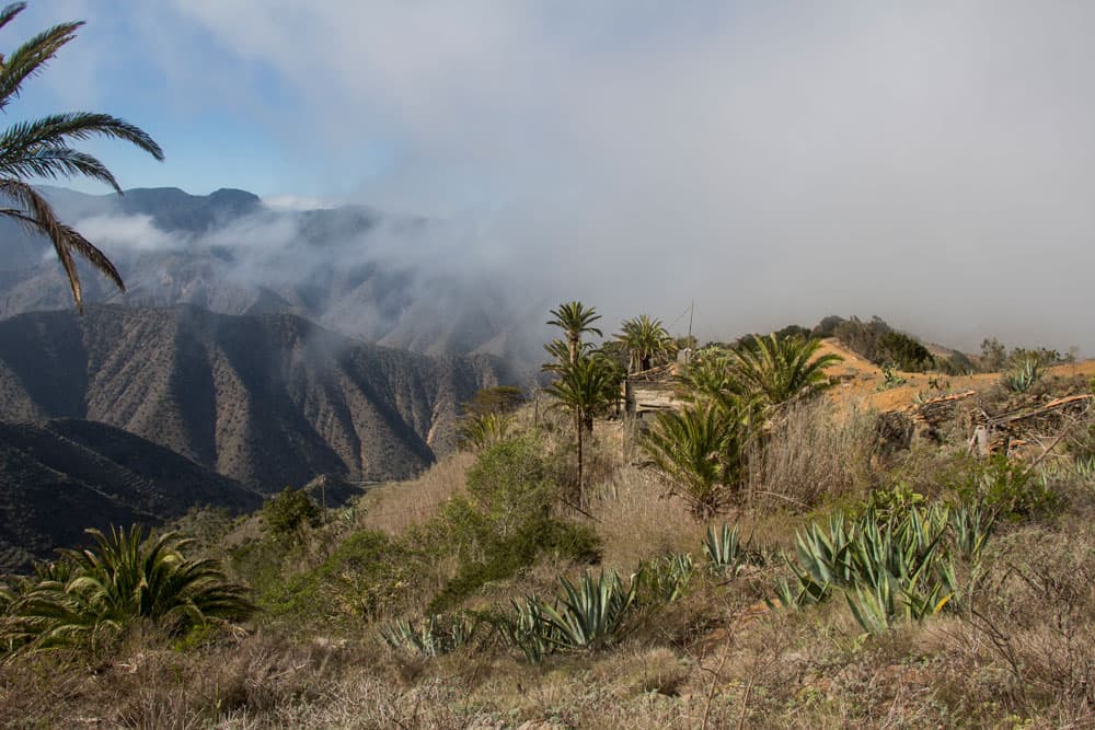 descent to Simancas La Gomera