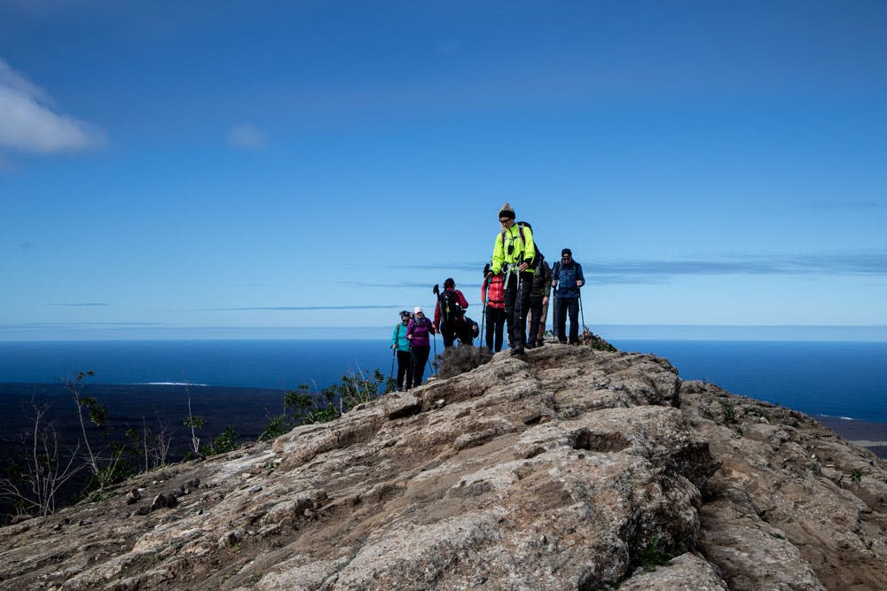 hiking group on the ridge of Montaña Blanca