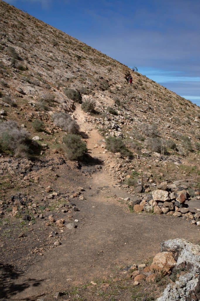 descent path Montaña Blanca