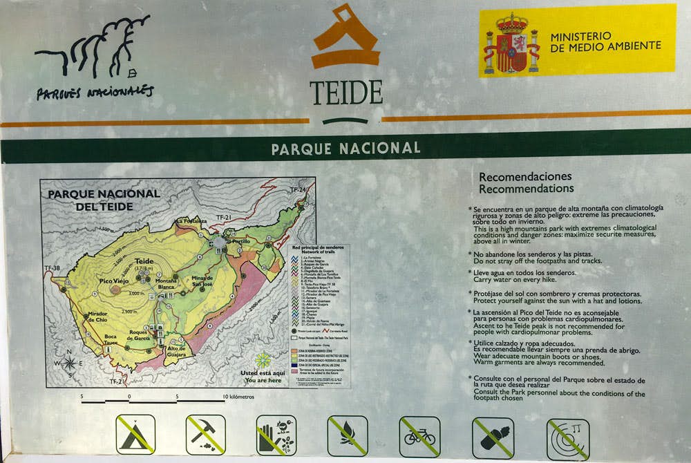 Señalización del Parque Nacional del Teide