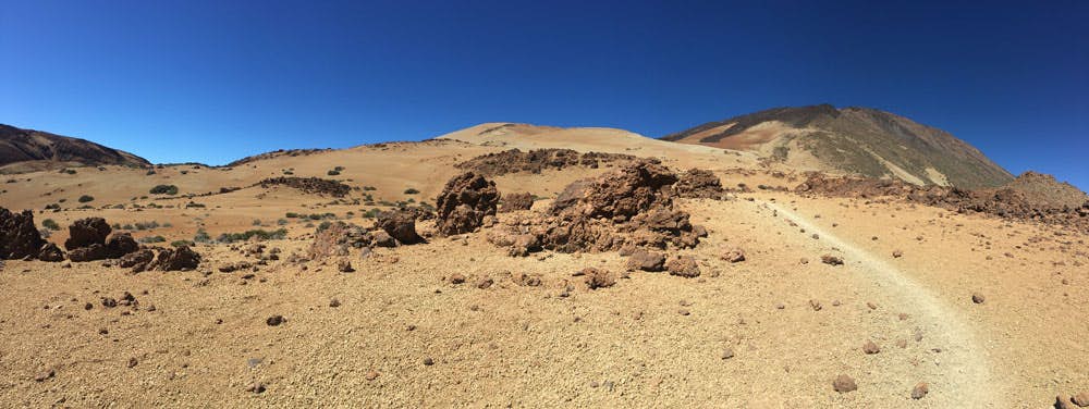 Panorama - Hiking trail Montaña Blanca with pumice stone slopes