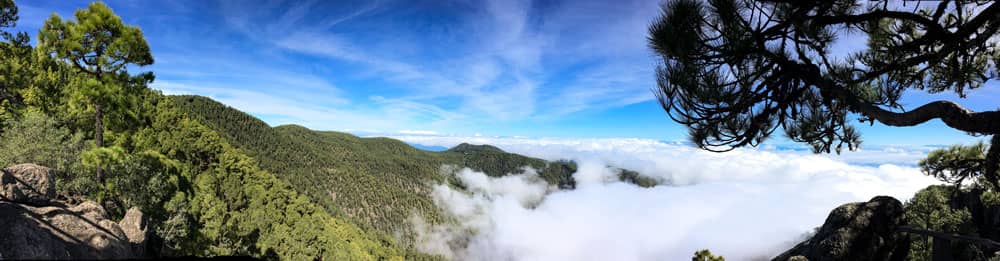 Panorama - view over the mountain ranges