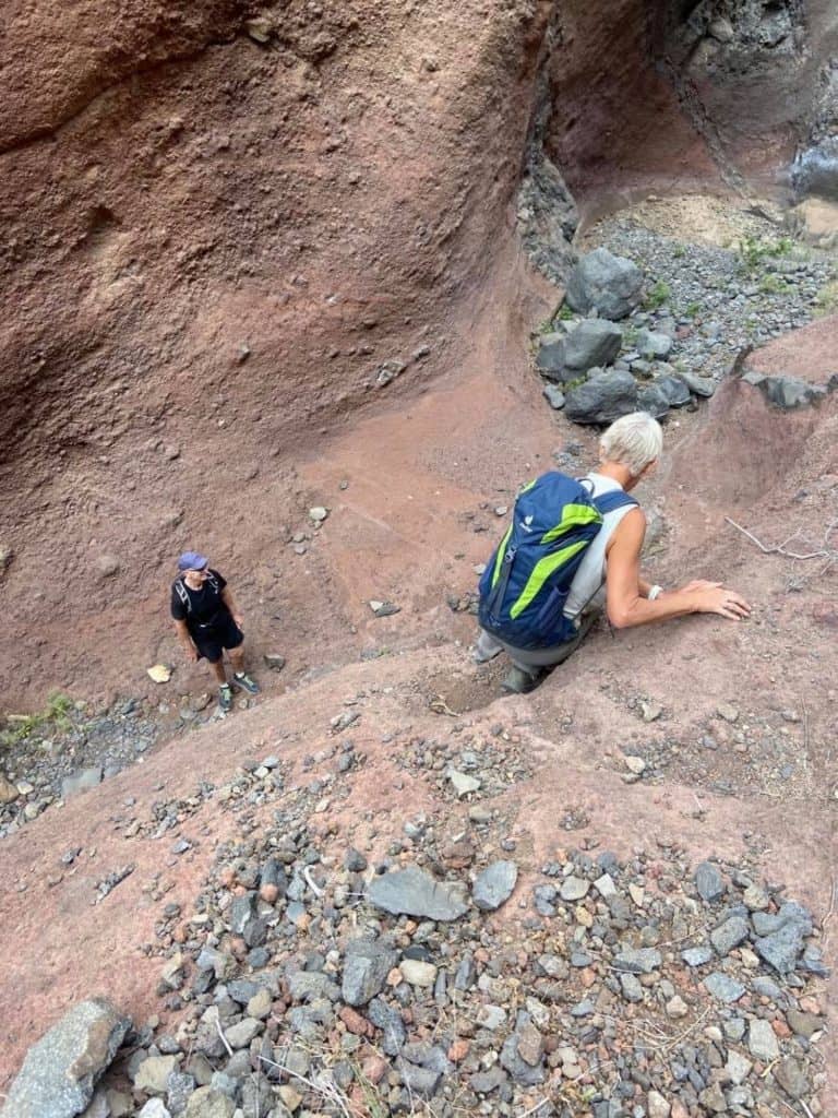 partly to climb a little bit to descend in the Barranco Natero